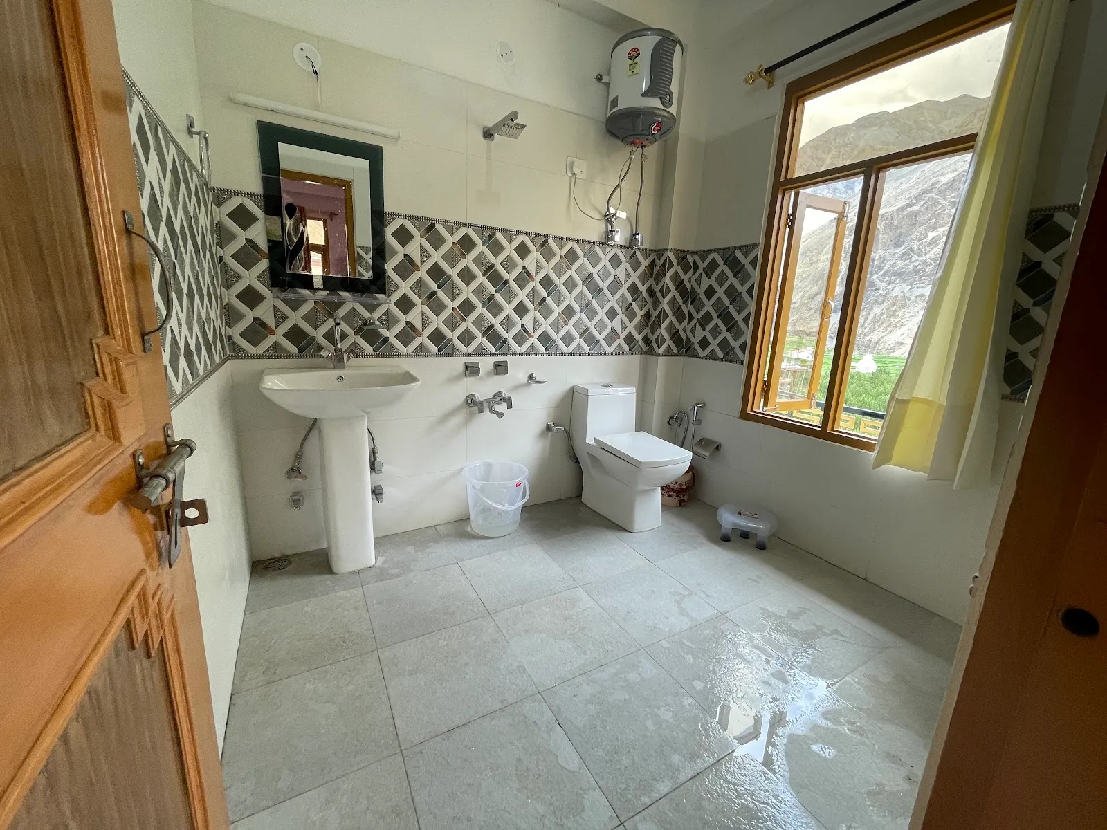 Aema SpitiStay Inn thumbnail 3