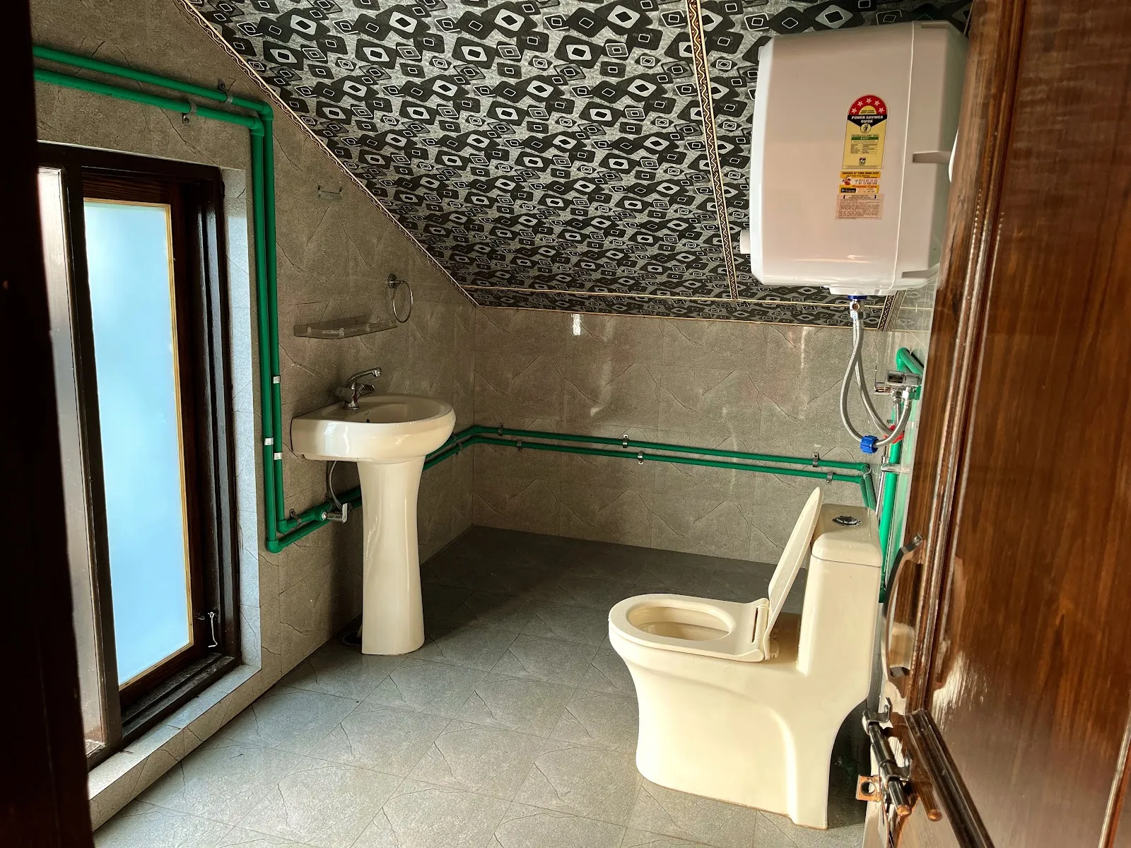 Amma Home Stay Keylong thumbnail 3