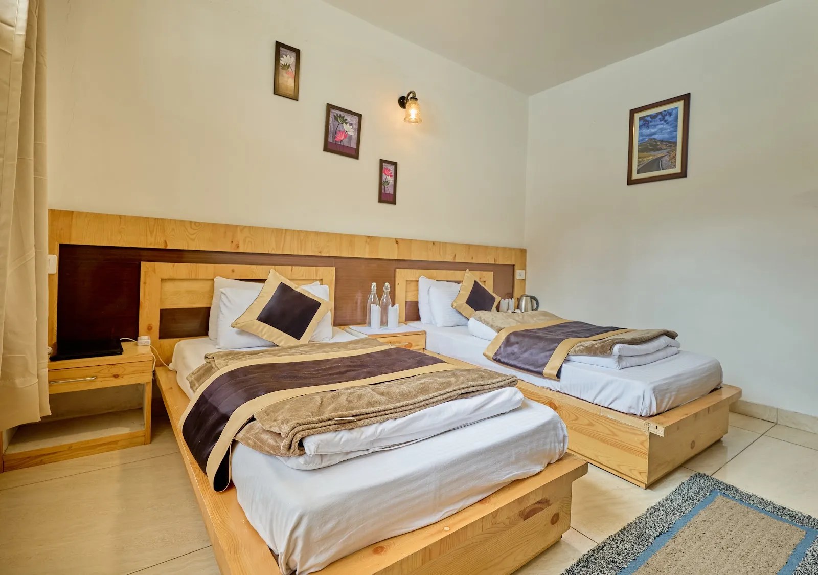 Blue Mountain Hotel & Cafe thumbnail 4