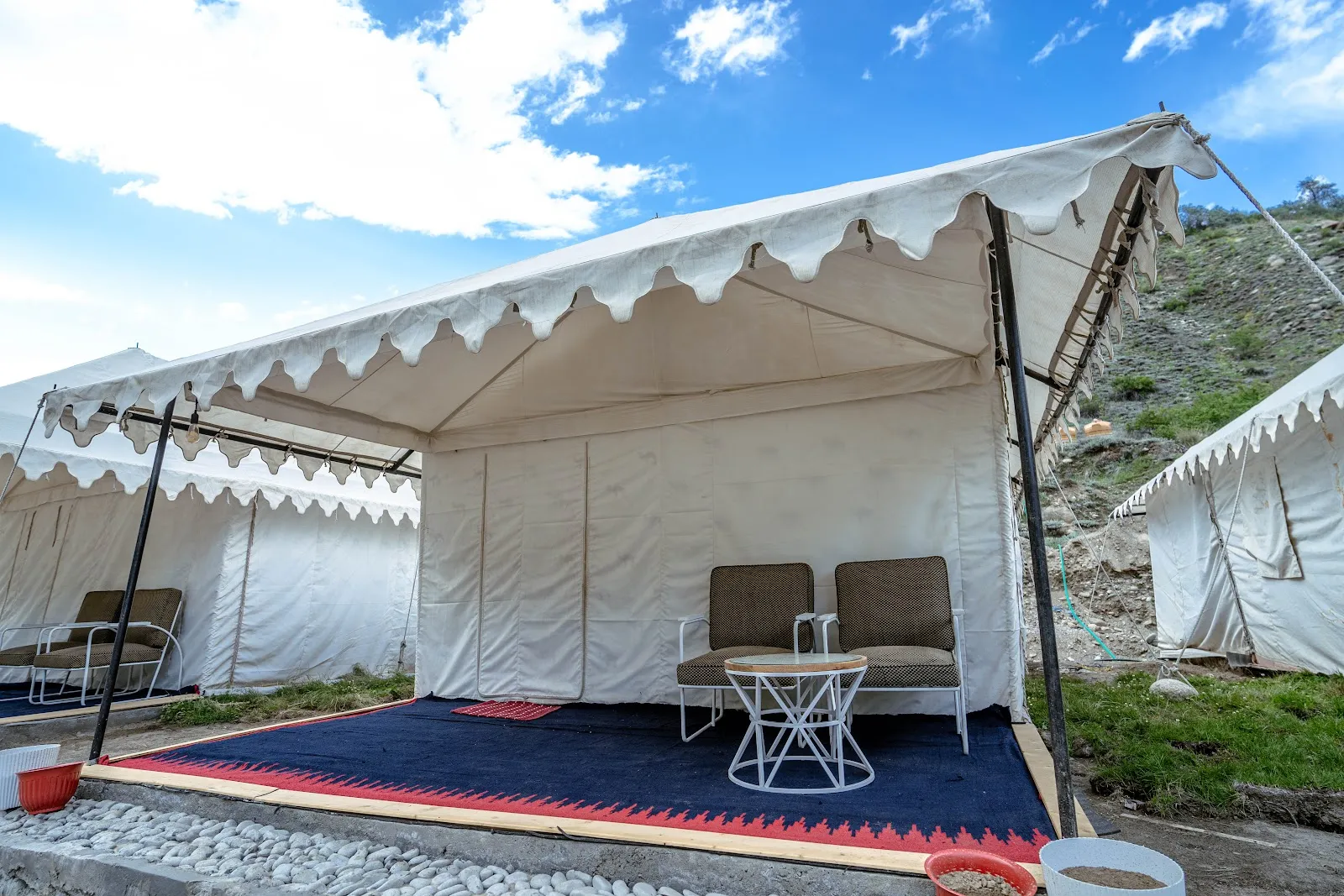Camp The Sanga, Tandi