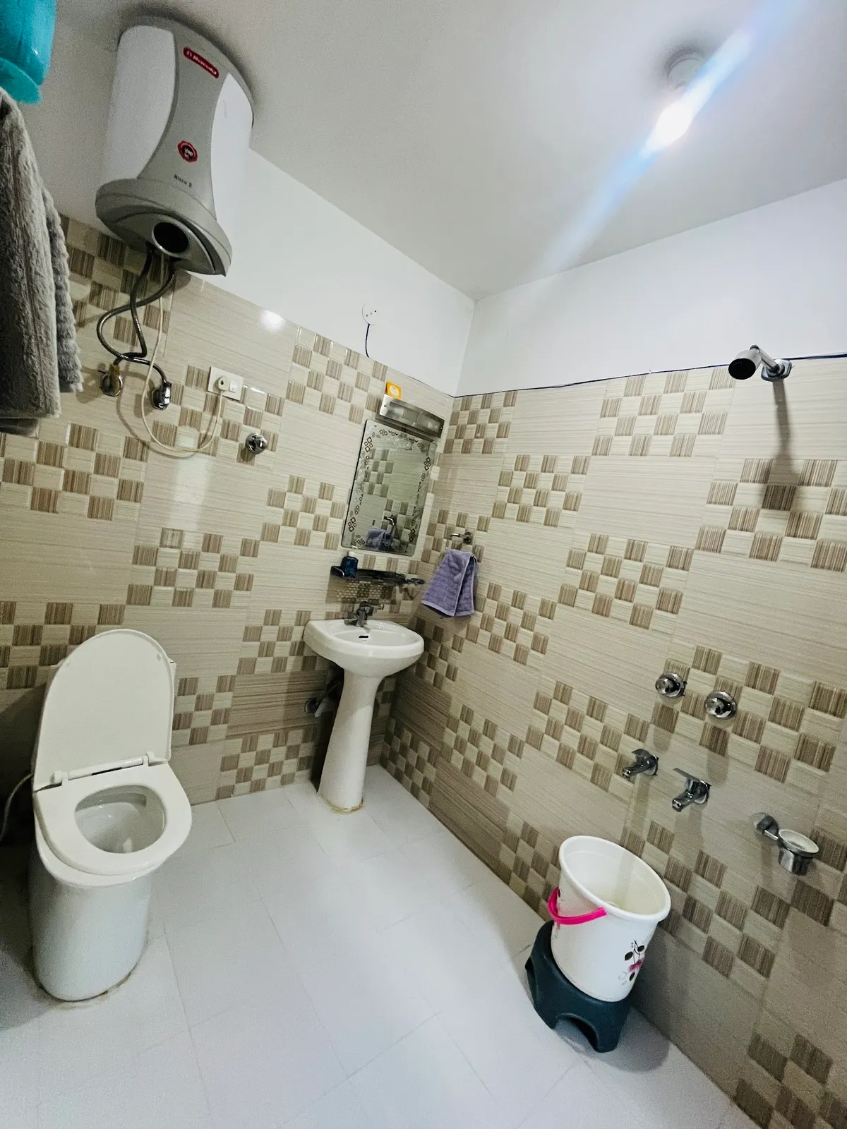 Green Tara Home Stay Tabo thumbnail 3