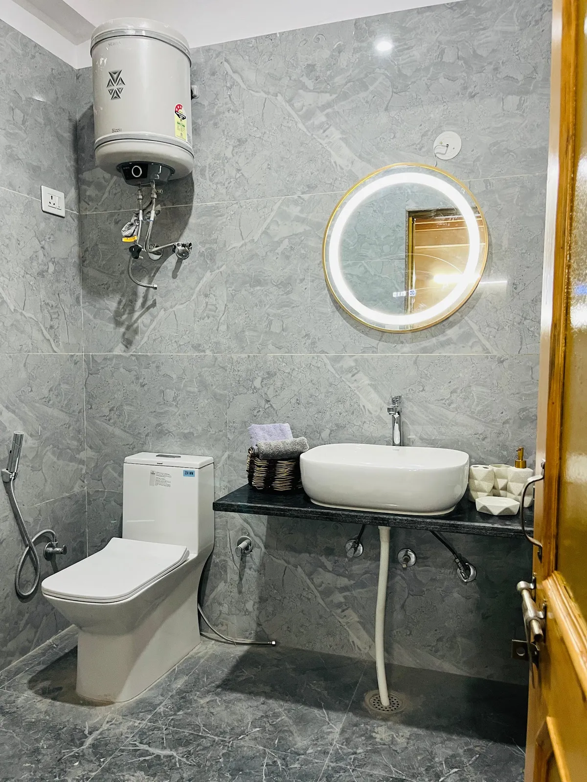 Green Tara Home Stay Tabo thumbnail 5