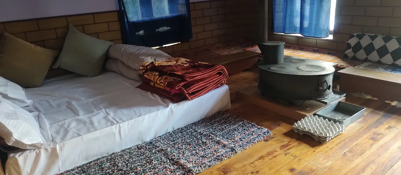 Happy Trails Home Stay thumbnail 4