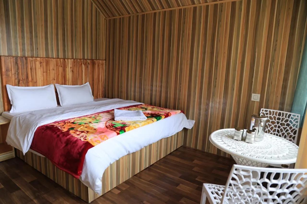 Jispa Diaries Camps & Huts thumbnail 2