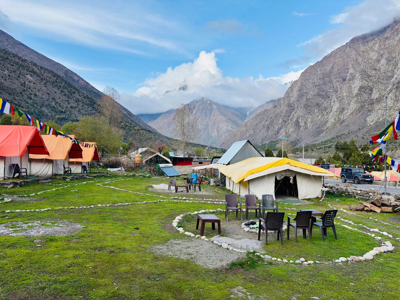 Kinzom Valley Camps, Jispa