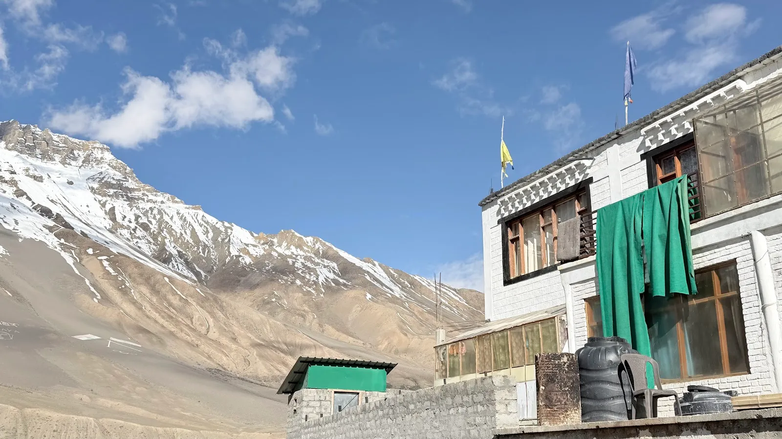 Lucky Homestay Kaza, Kaza