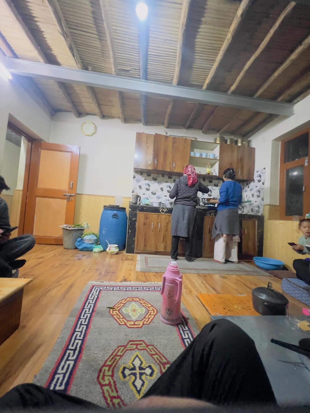 Lucky Homestay Kaza thumbnail 6