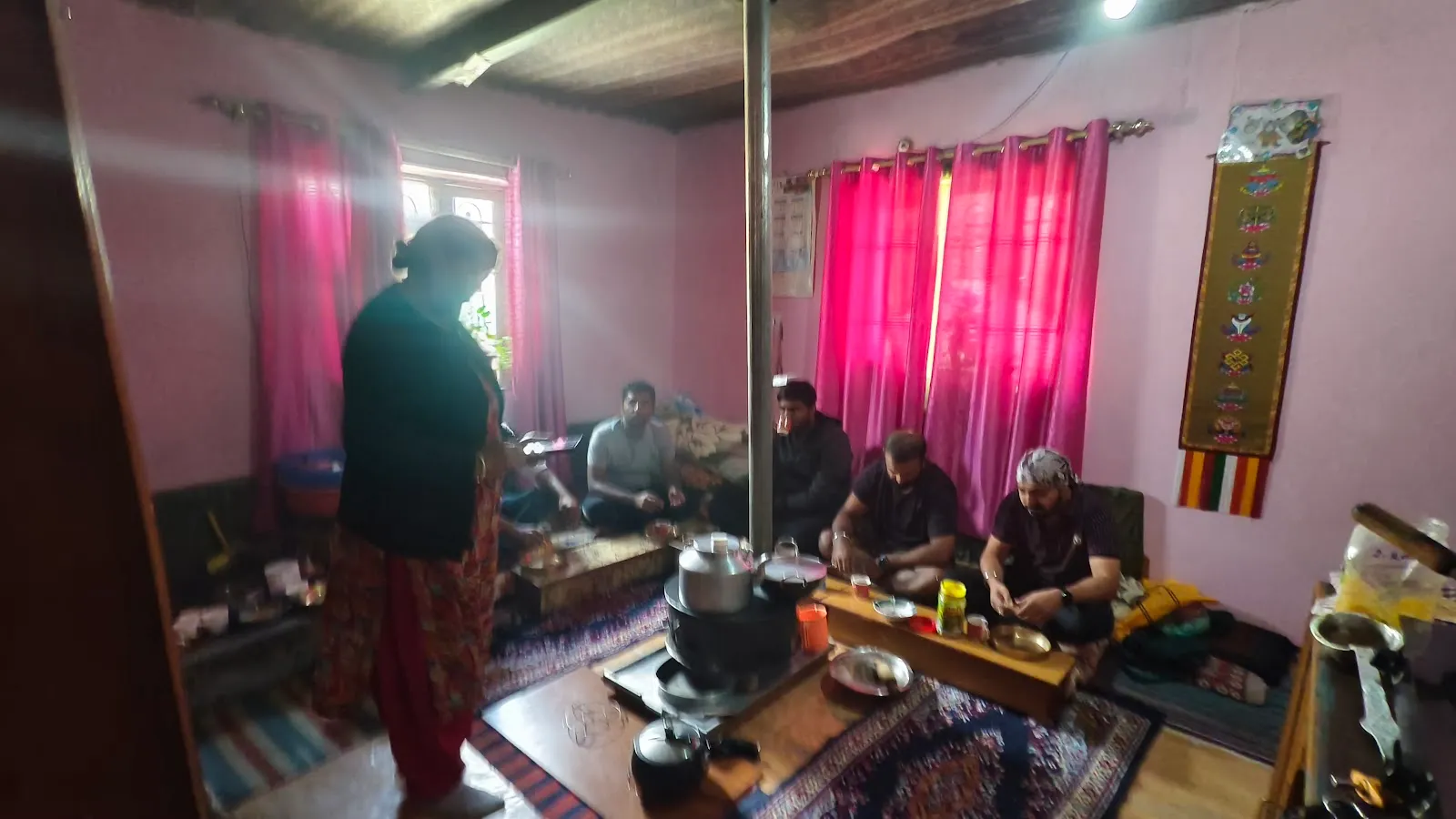 Old Duck Home Stay Kaza thumbnail 2