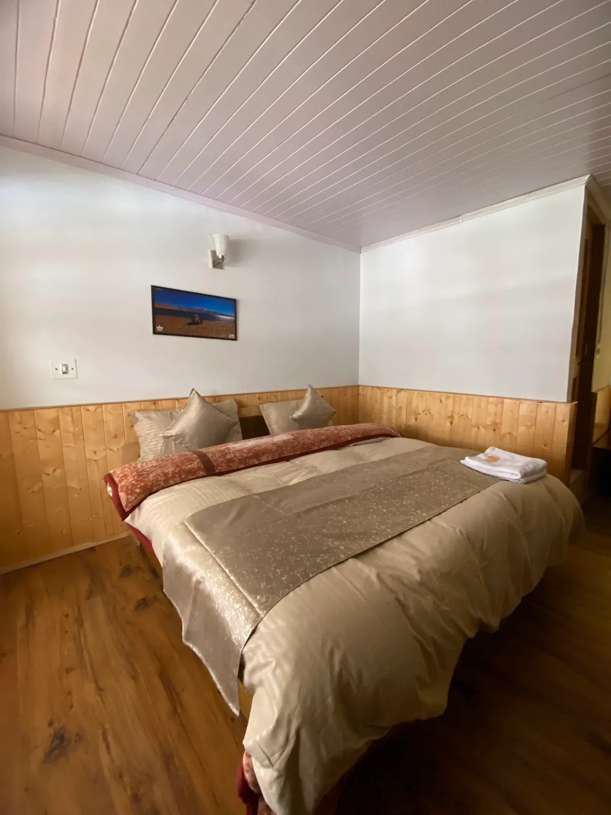 Padma Lodge & Cottages thumbnail 2