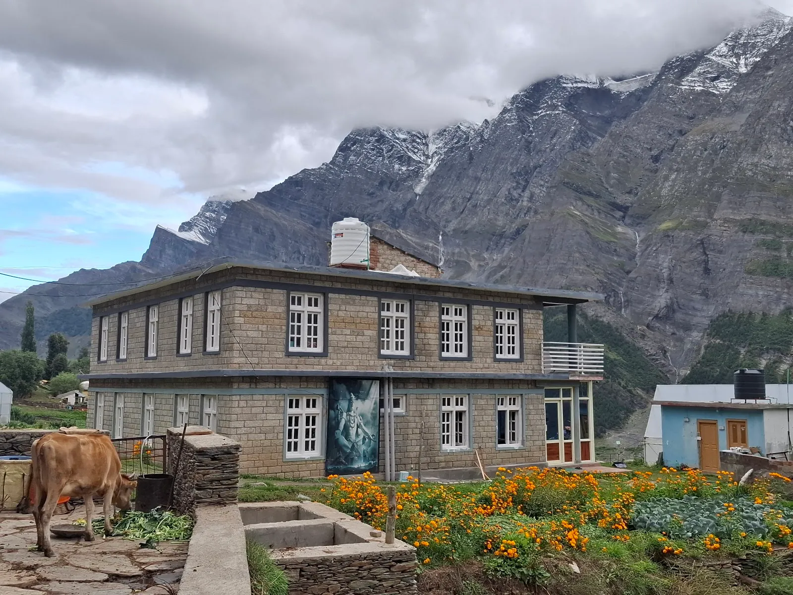 Shashni Homestay, Gondhla