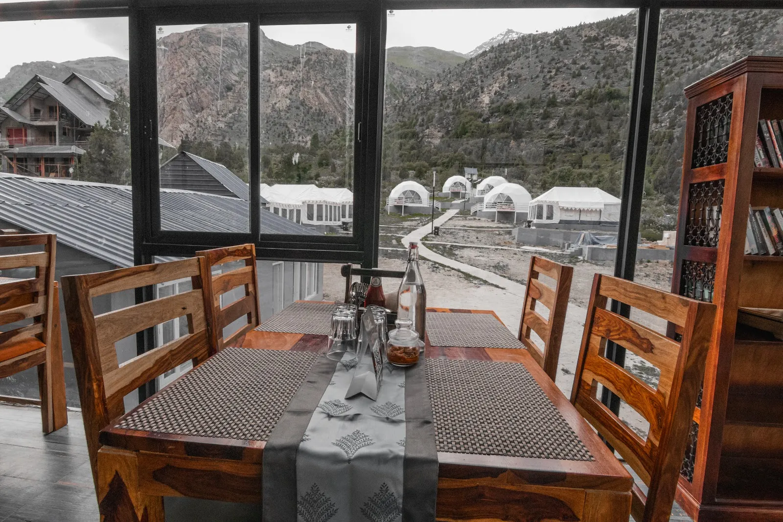 The Alpinist Glamping thumbnail 5