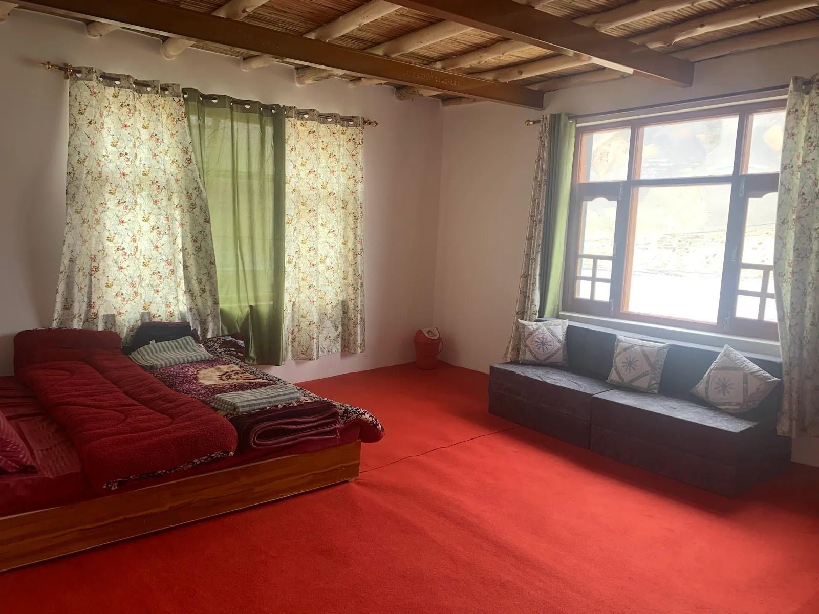White Rose Homestay thumbnail 3