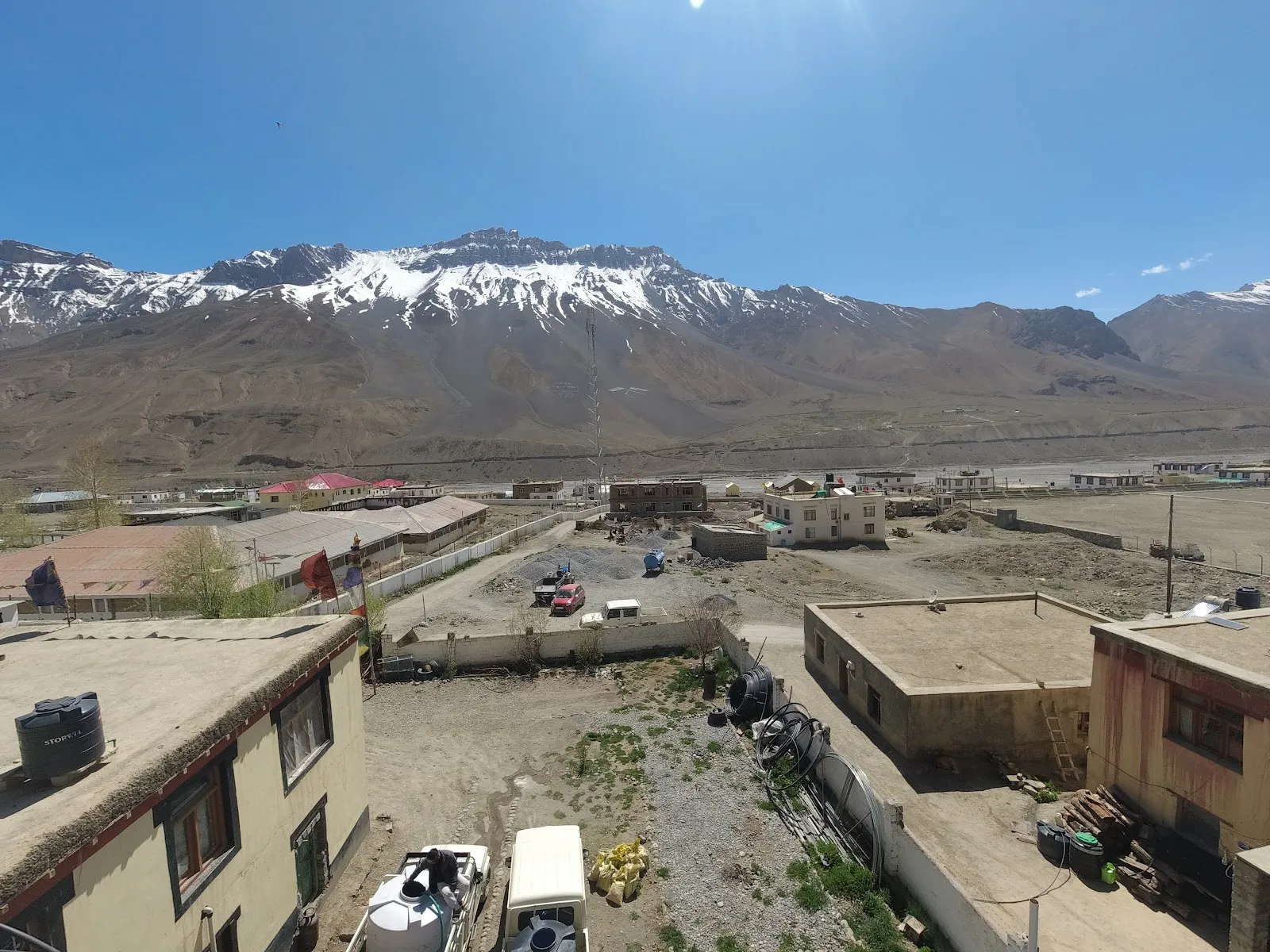 Yangkhil Guest House, Kaza